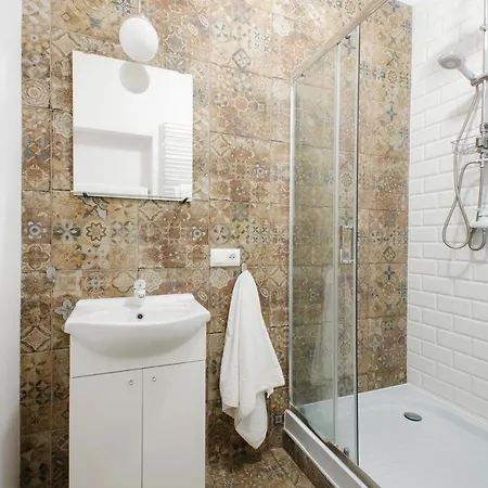 Aparthotel 6 Sierpnia 37 Lodž