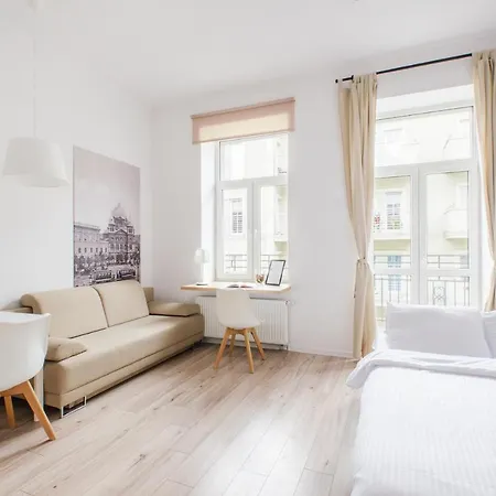 Aparthotel 6 Sierpnia 37 *