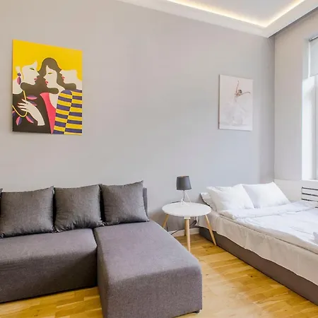 Aparthotel 6 Sierpnia 37