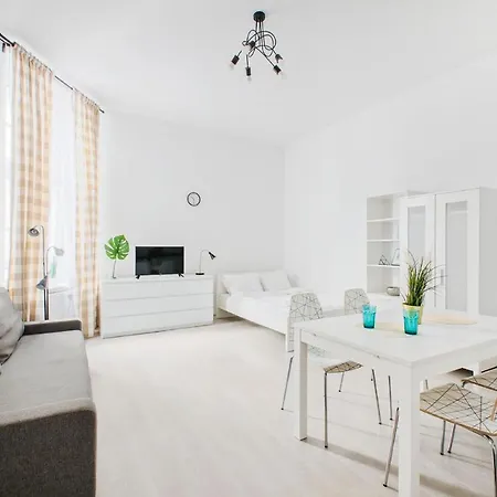 Aparthotel 6 Sierpnia 37 *